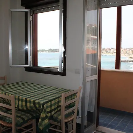 Lägenhet Vista D'incanto Giardini Naxos