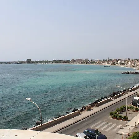 Lägenhet Vista D'incanto Giardini Naxos